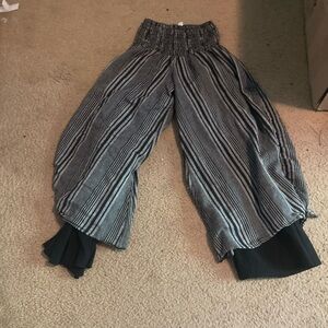 Flow pants